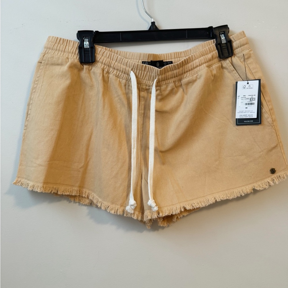 NWT VOLCOM shorts